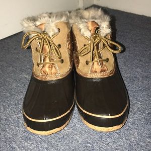 Winter boots